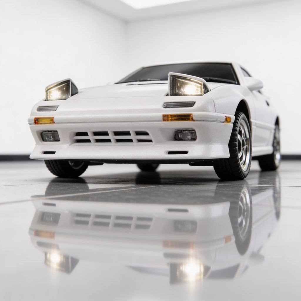 RX-7 FC RC drift 1/18 phares pop-up vue de face