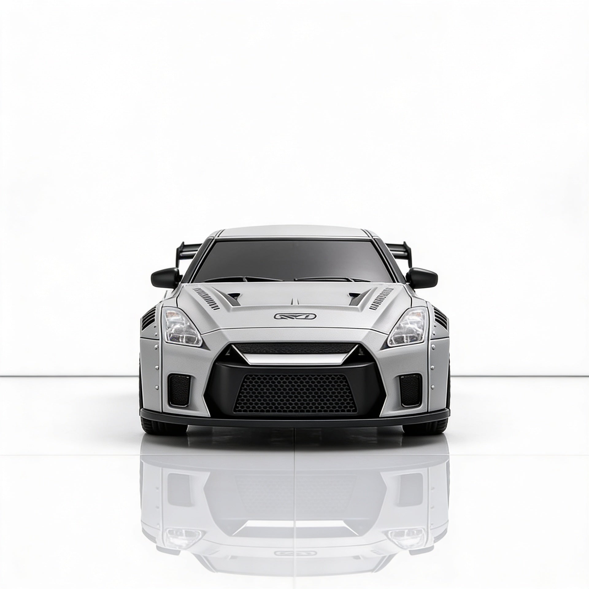 Voiture RC drift GTR 1/24 vue de face