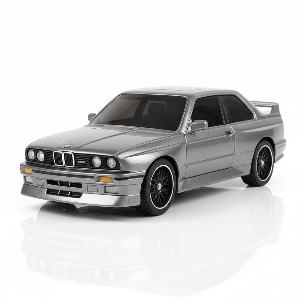HPI Nano TTR BMW E30 1/64 sur bureau