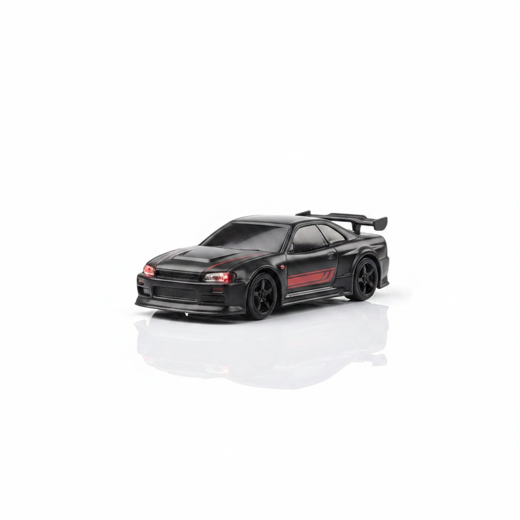 Mini voiture RC drift sur table en action